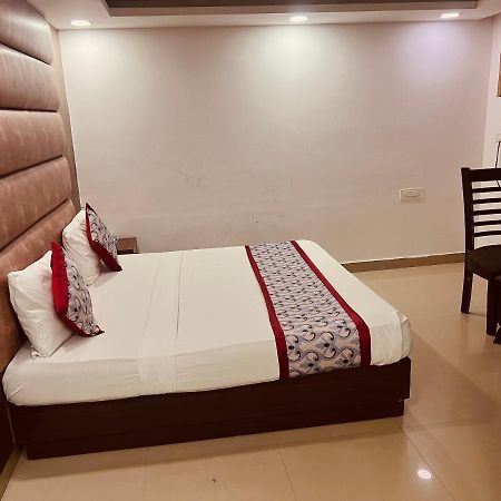 Hotel Asian Plaza Delhi Airport New Delhi Exterior photo