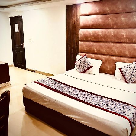 Hotel Asian Plaza Delhi Airport New Delhi Exterior photo
