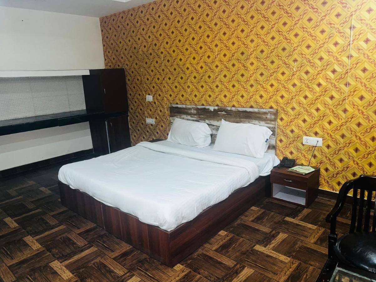 Hotel Asian Plaza Delhi Airport New Delhi Exterior photo
